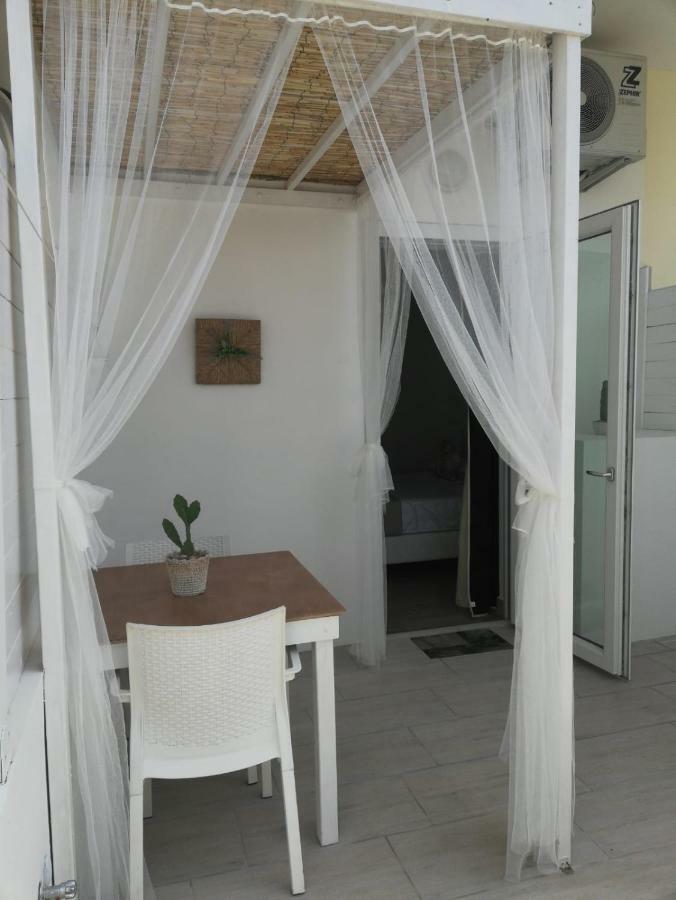 B&B Suites Via Del Mare Presicce Exterior foto